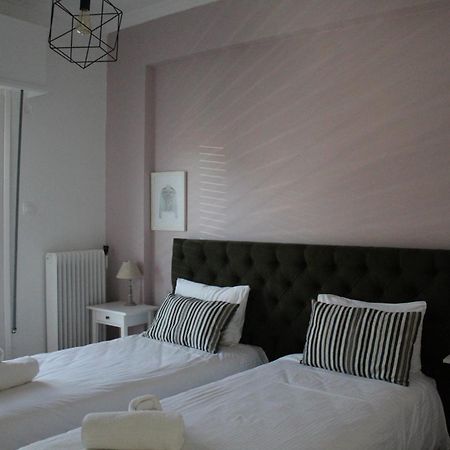 Suite 2 Bedrooms Афины Экстерьер фото